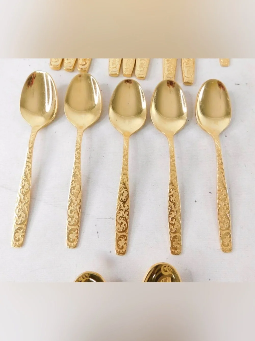 Americana Golden Heritage Gold Tone Dinnerware Flatware Set elegant home dining